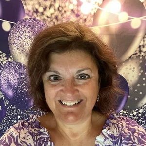 Meet your Posher, Lori